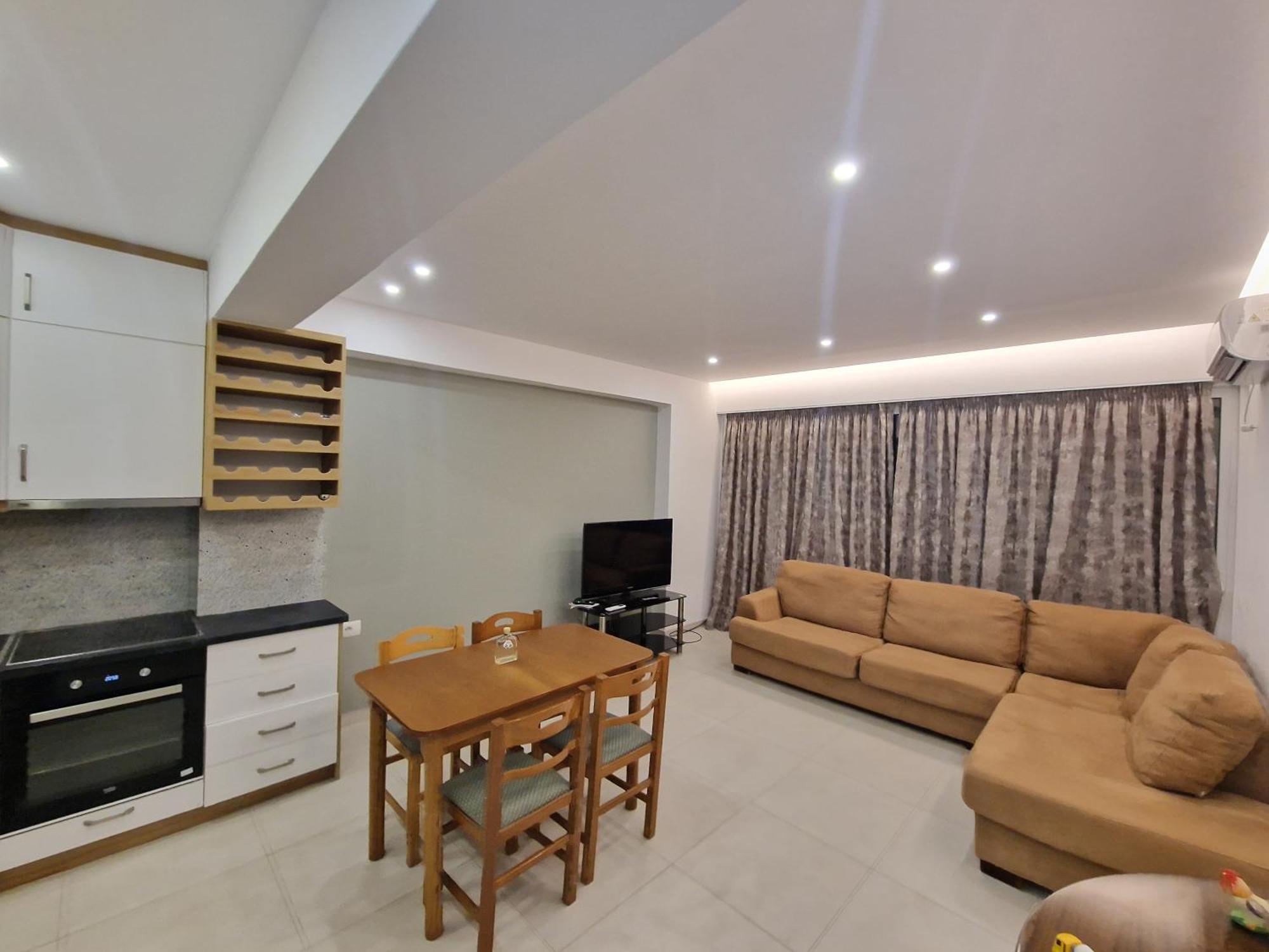Beachfront Apartment Sarande Bagian luar foto