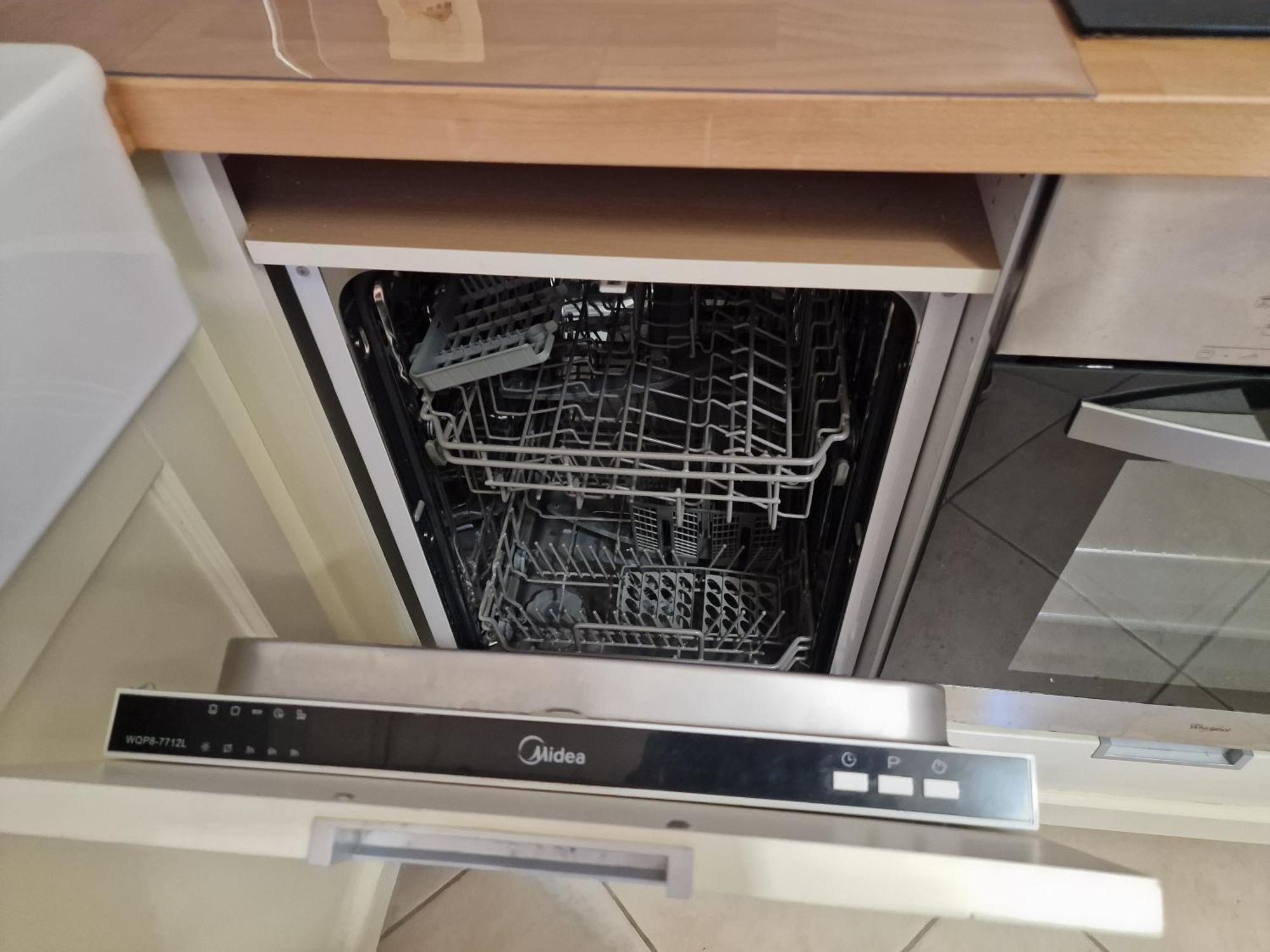 Beachfront Apartment Sarande Bagian luar foto