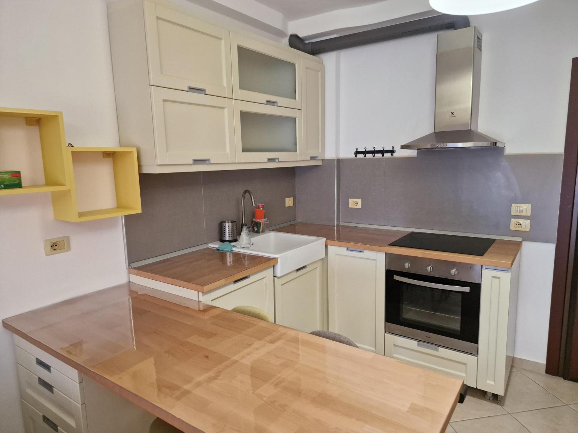 Beachfront Apartment Sarande Bagian luar foto